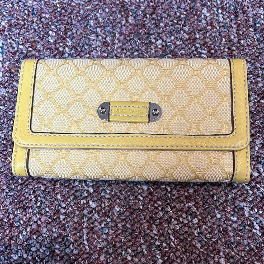 Nine West Clutch Wallet